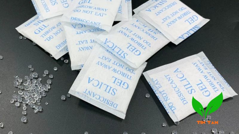 Cách sử dụng túi hút ẩm tủ quần áo Cách sử dụng túi hút ẩm tủ quần áo